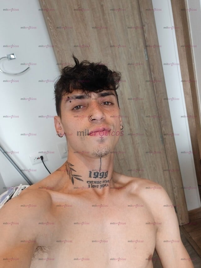 FOTOS DE TWINK PASIVO ARRECHO MORBOSO DISPONIBLE A COMPLACER MASAJES CON ACEITE CORPORA