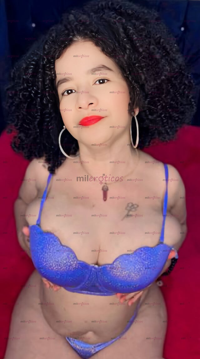 FOTOS DE COLOMBIANA RIQUÍSIMA, ABRIL LA MÁS NALGONA Y DELICIOSA