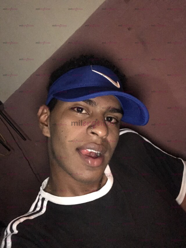 FOTOS DE M O R E N I T O PASIVO P O C O U S A D O
