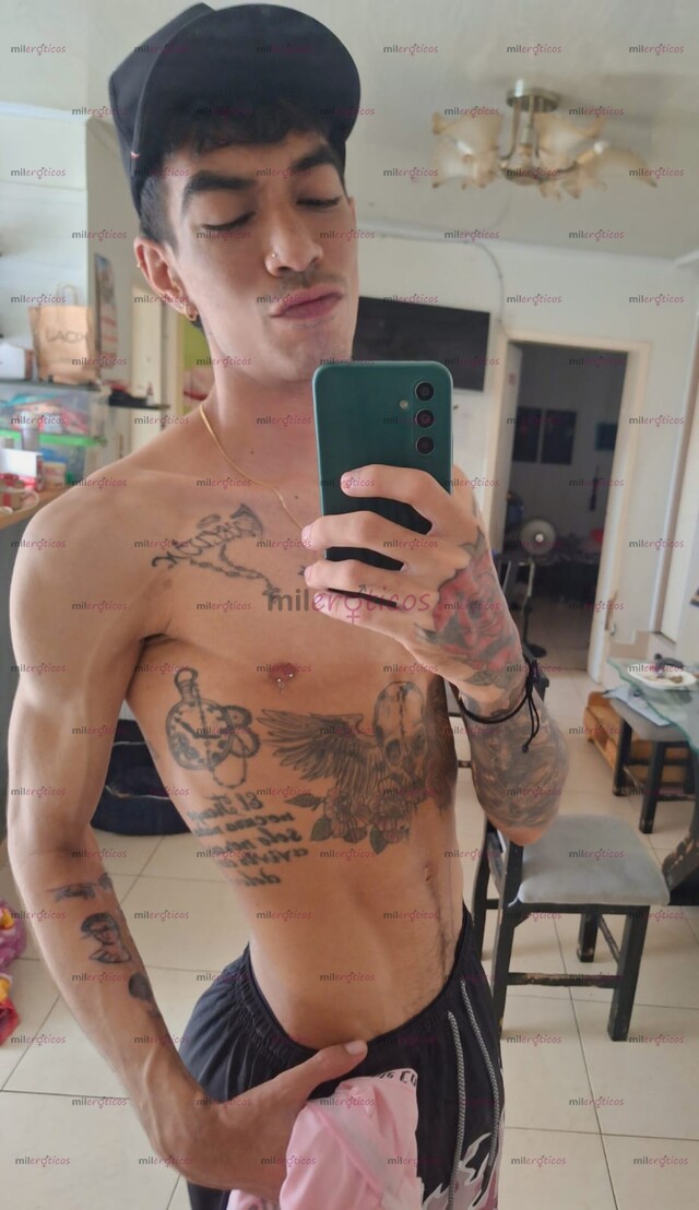 FOTOS DE CHICO VERGON 23CMS FETICHISTA DISPUESTO A COMPLACERTE SERV VIRTUALES