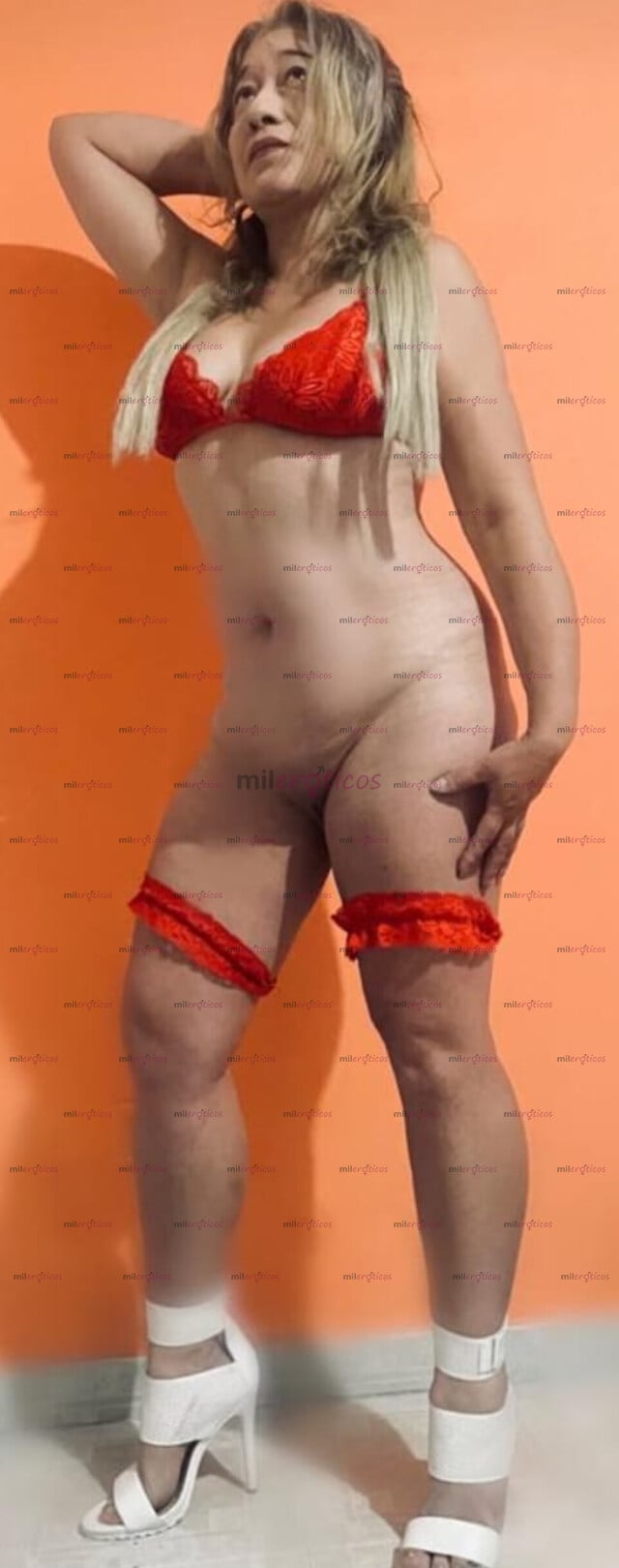 FOTOS DE TRÍO CON DOS CHICAS COMPLACIENTES, TÍA Y SOBRINA TE SACAMOS LA LECHE BIEN RICO S