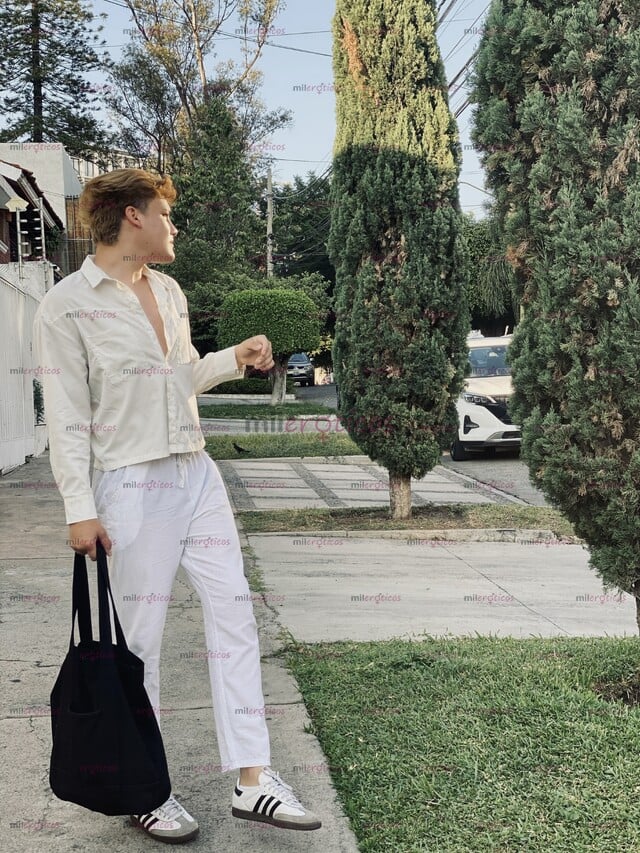 FOTOS DE SEBASTIÁN MODELO CALIENTE DISPONIBLE EN GDL POR TIEMPO LIMITADO