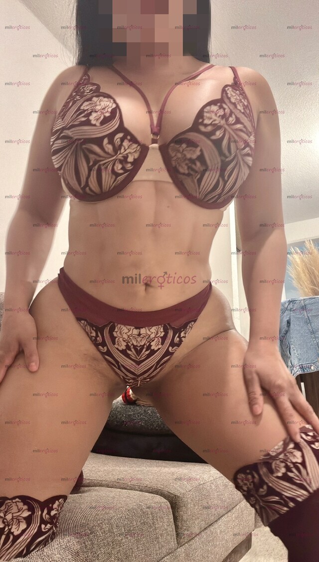 FOTOS DE CHAPARRITA NALGONA CON UNA HERMOSA CINTURITA Y RICAS TETAS