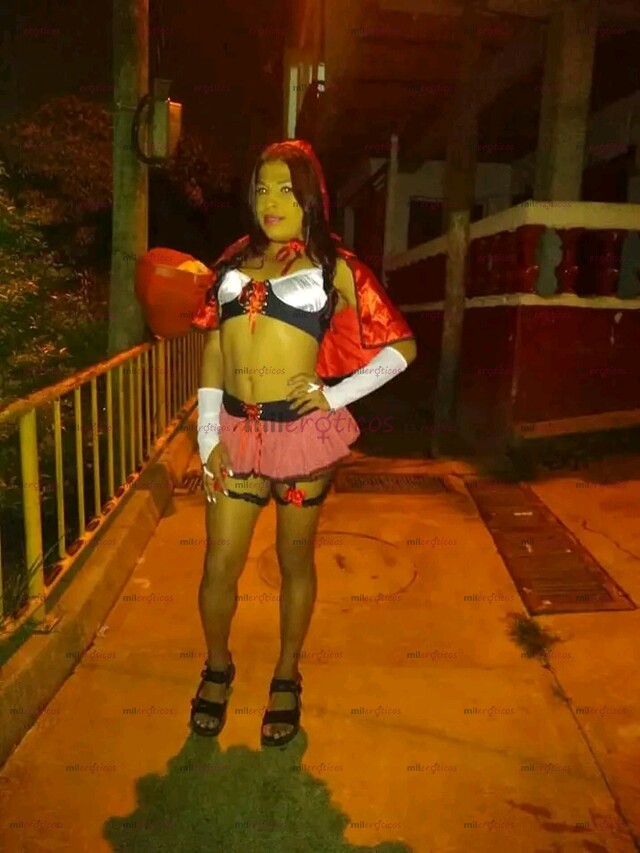 FOTOS DE CHICA TRANS HERMOSA TOTALMENTE COMPLACIENTEY CARIÑOSA