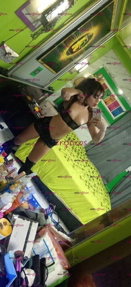 FOTOS DE SÓLO PARA GUSTOS EXIGENTES DISPONIBLE AHORA DISPONIBLE CON LUGAR