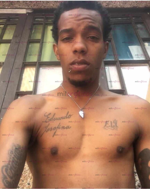 FOTOS DE NEGRO DOTADO SUPER HOT DOMI ME ENCANTA PENETRAR