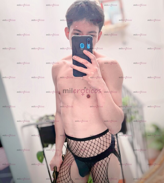 FOTOS DE COMETE MI DELICIOSO CULO O VERGA Y CUMPLES TUS FANTASIAS CON UN CHICO TWINK