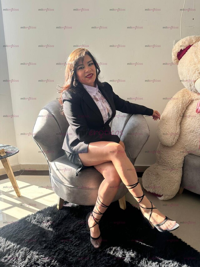 FOTOS DE HERMOSA DAMA COMPLACIENTE MADURITA ELEGANTE