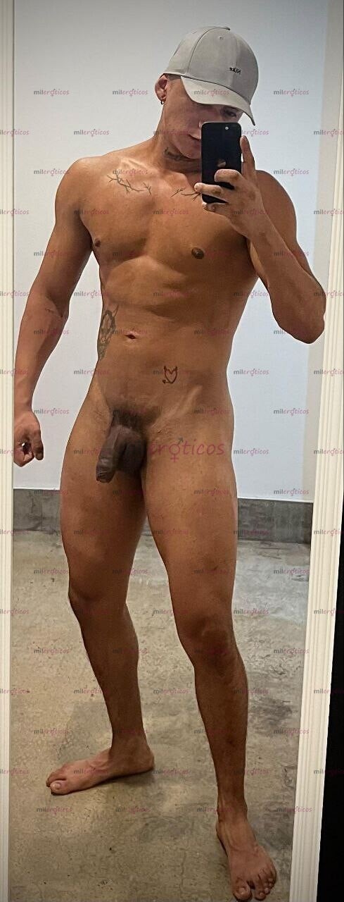 FOTOS DE ME LLAMO EDGAR,SOY UN CHICO DE 20 AÑOS QUE CUMPLE CUMPLE CUALQUIER FANTASÍA