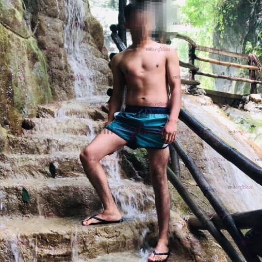 FOTOS DE PASIVO AGUANTADOR!! BUEN CULO Y LISTO PARA RECIBIR TU VERGA!!