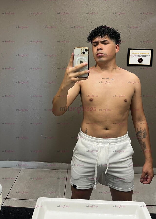 FOTOS DE CHICO GUAPO 19 AÑOS ACTIVO O PASIVO PARA PASARLA RICO