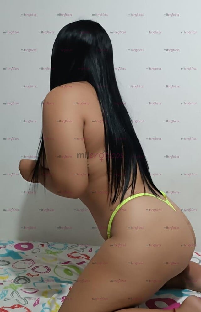 FOTOS DE JOVEN ACUERDADA CON CUERPO SEXY TRIGEÑA CABELLO LARGO RICOS SENOS CARA BONITA
