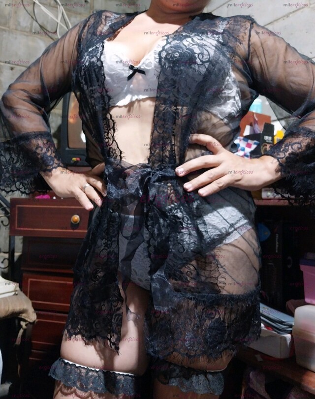 FOTOS DE LLEGO ESTA LINDA MONA PARA PONERTE A GOZAR