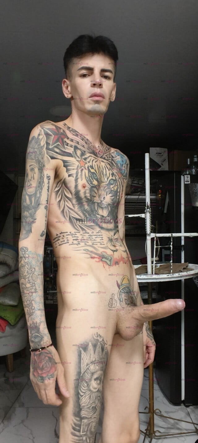 FOTOS DE FLACO VERGON ACTIVO MORBOSO FETICHERO TATUADO