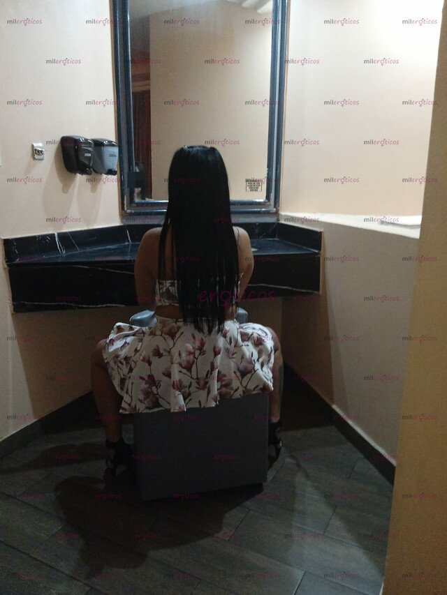 FOTOS DE ALEXA UNA CHICA SENSUAL Y ATREVIDA. SUPER TATUADA