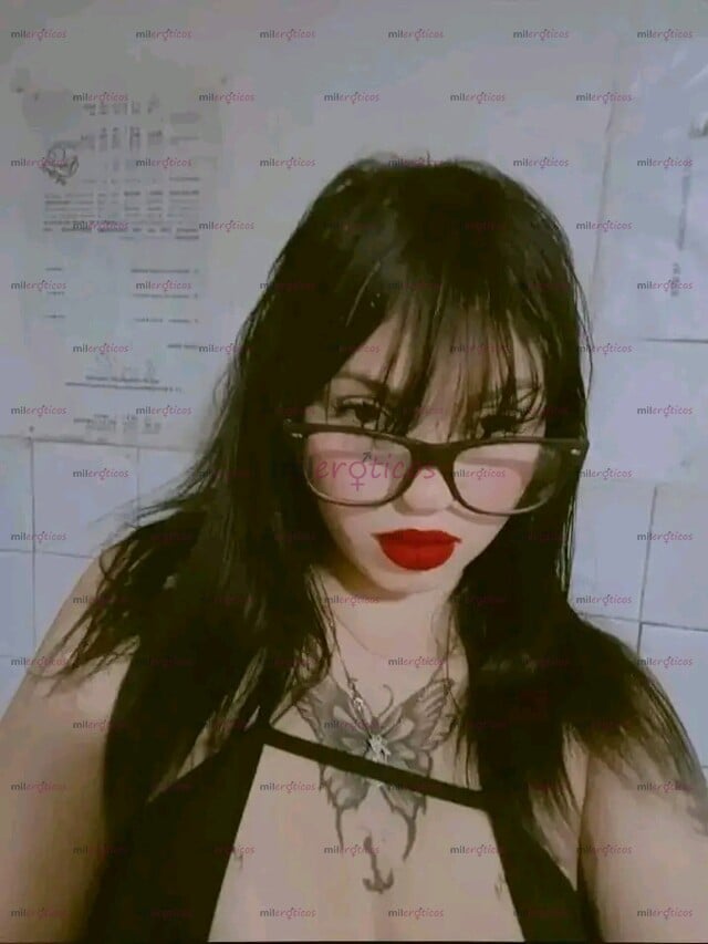 FOTOS DE HERMOSA BLANQUITA PELI NEGRA CON VAGINA ESTRECHITA