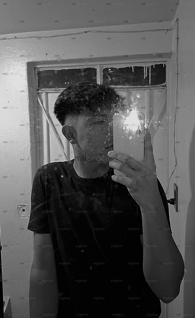 FOTOS DE HOLA SOY ANGEL Y SOY UN CHICO PASIVO SUMISO :)