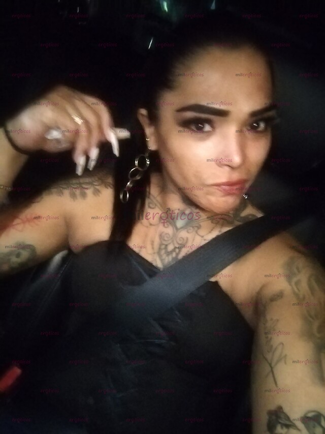 FOTOS DE MORENA EXÓTICA TATUADA Y COMPLACIENTE DE SINGULAR CARACTER!!!!