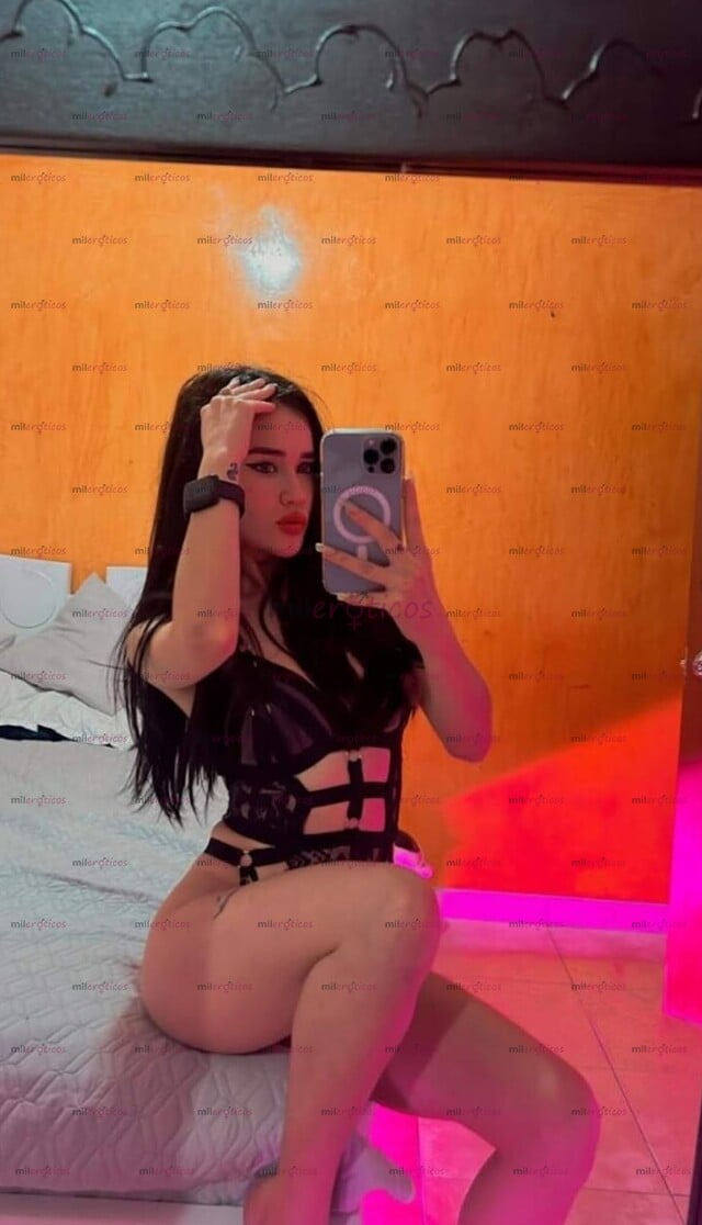 FOTOS DE LA MAS PERVERTIDA Y ARDIENTE ACTRIZ PORNO VEN Y CONOCEME