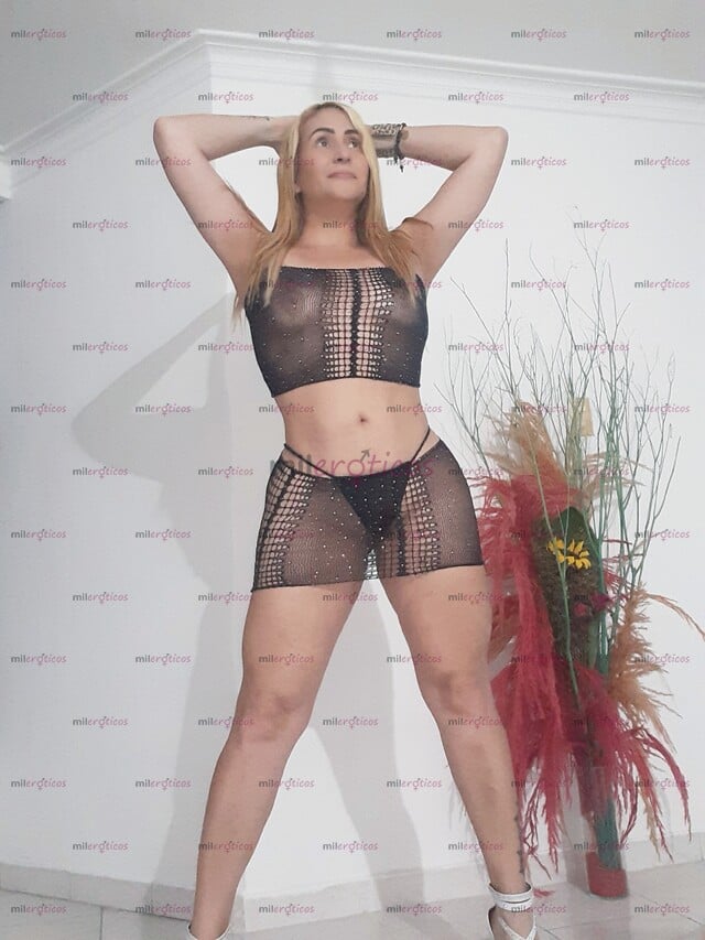 FOTOS DE RUBIA SEXY NATIHOT FOGOSA MOJADA ESTRECHITA NALGONA Y COMPLACIENTE