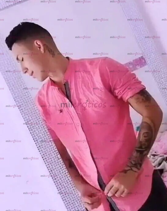 FOTOS DE JOVEN ARRECHO LISTO PARA COMPLACERTE Y CUMPLIR TODAS TUS FANTASÍAS