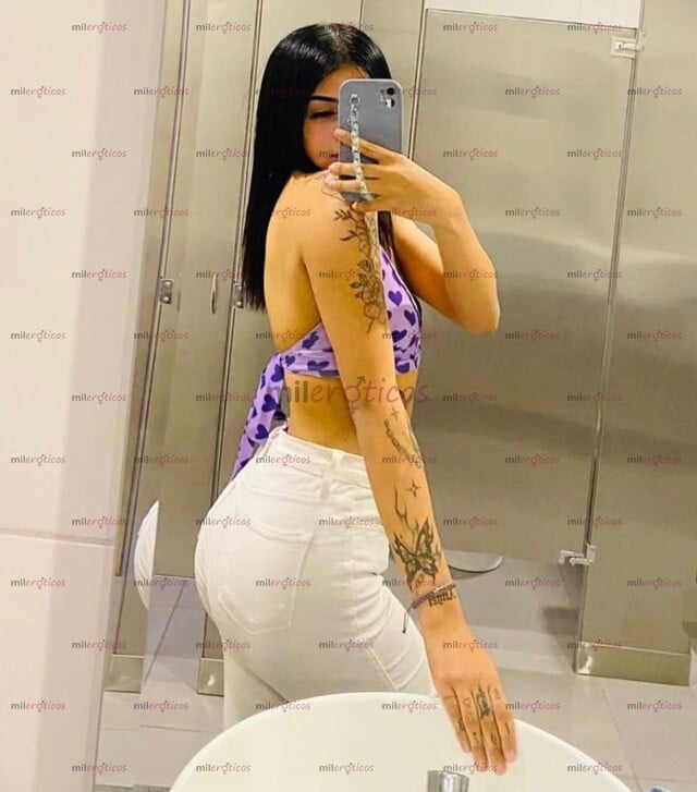 FOTOS DE PAPI METEME LA CONPLETITA ME ENCANTA TENERLA TODA ADENTRO PAPI. ME LLAMO VIRI