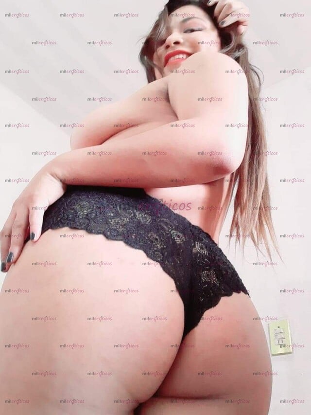 FOTOS DE HOLI ME ENCANTAN LOS BESITOS SOY UNA CHICA MUY TIERNA, PERO TAMBIÉN SOY MUY PERR