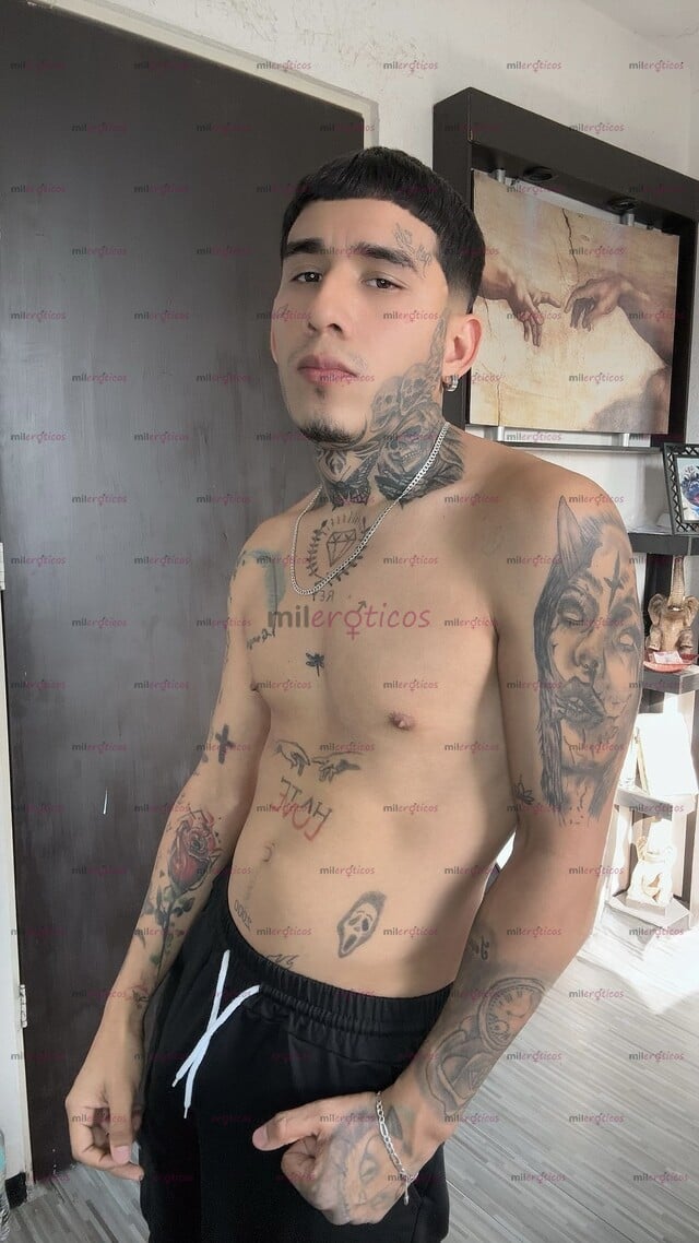 FOTOS DE CHACAL TATUADO 22 AÑOS TU MEJOR OPCIÓN
