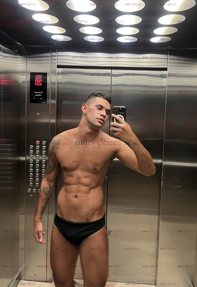 FOTOS DE MEN SERIO Y VARONIL, VERGON MUY MORBOSO. CUERPO DE GYM