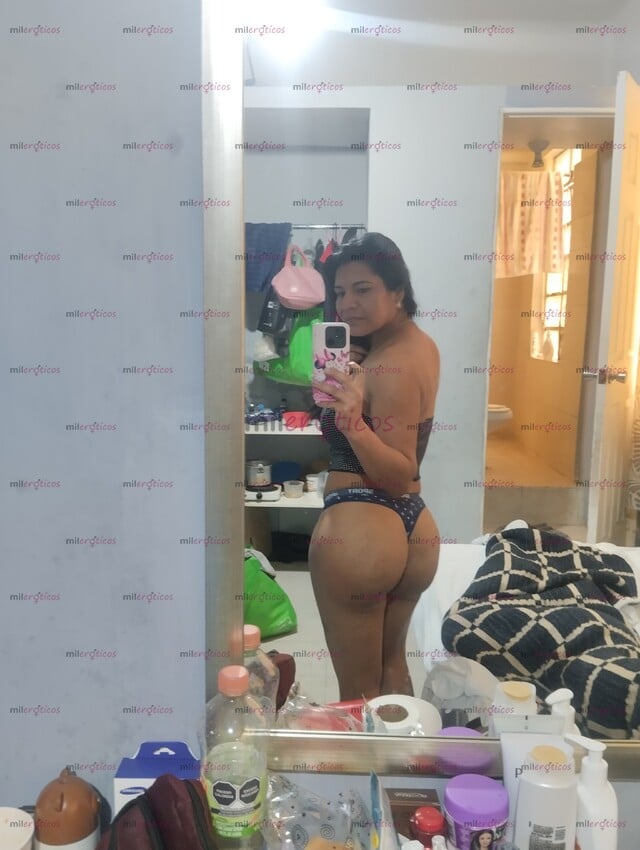 FOTOS DE ATRÉVETE A CONOCER TODA LA CANDELA HECHA MUJER PIEL MORENA Y LABIOS ROJOS