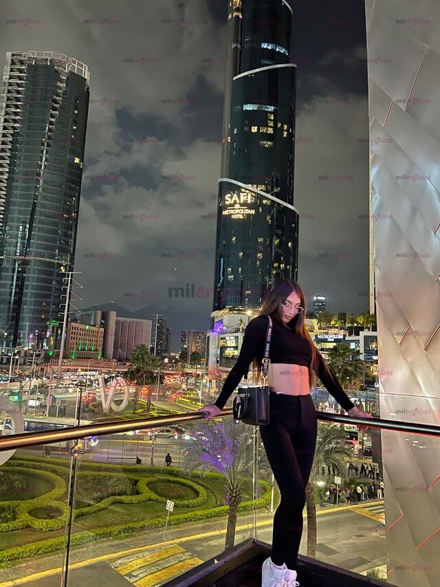 FOTOS DE NIÑA JOVENCITA DE 19 AÑITOS CARITA DE ÁNGEL PIEL BLANCA MUY TERSA