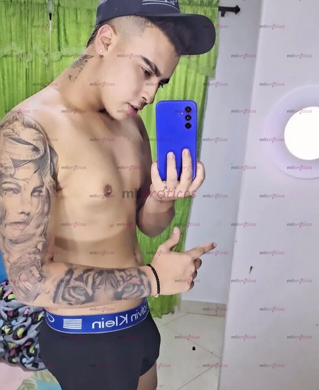 FOTOS DE MEN VERSATIL TATUADO LISTO PARA COMPLACERTE EN TODO