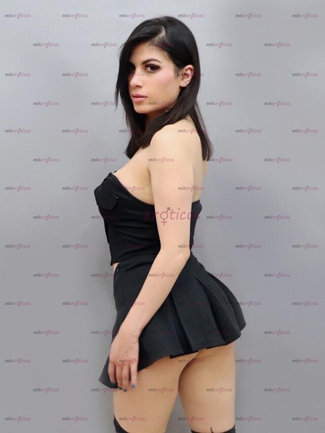 FOTOS DE IMAGINATE ABAJO DE MI SABOREANDO MIS RICAS BUBIES MIENTRAS YO TE COMO RICO