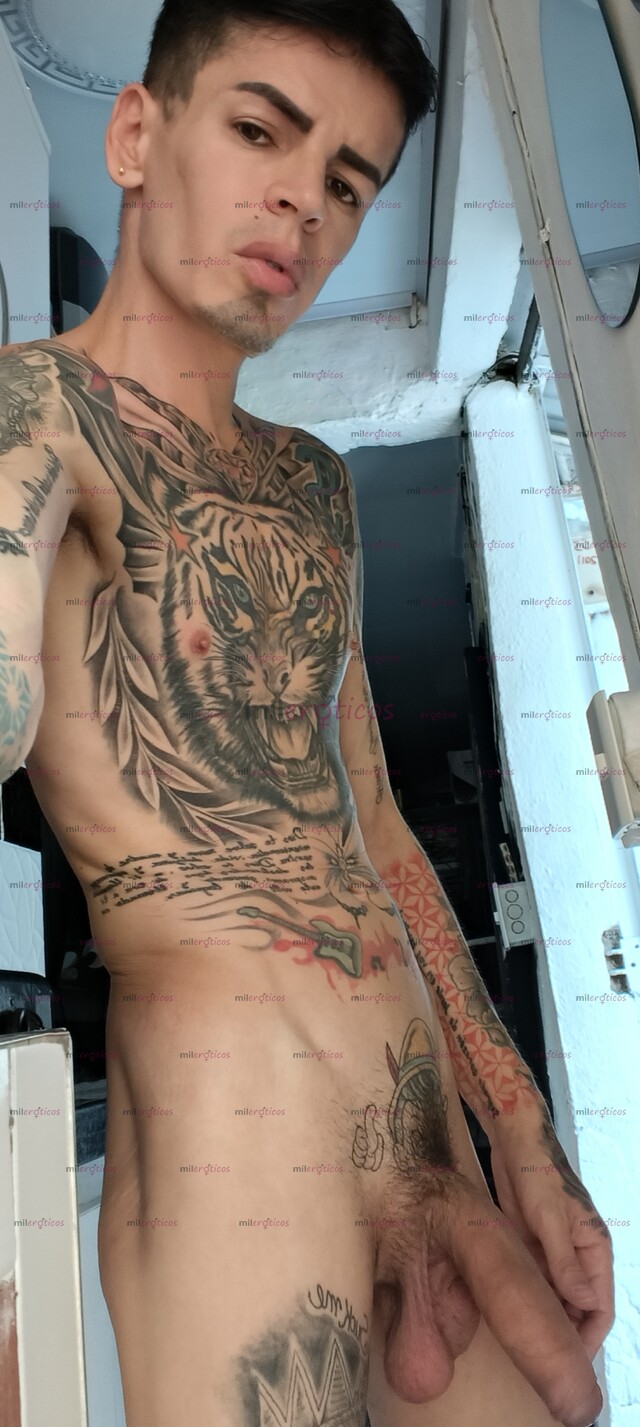 FOTOS DE FLACO VERGON TATUADO BLANCO MORBOSO FETICHERO
