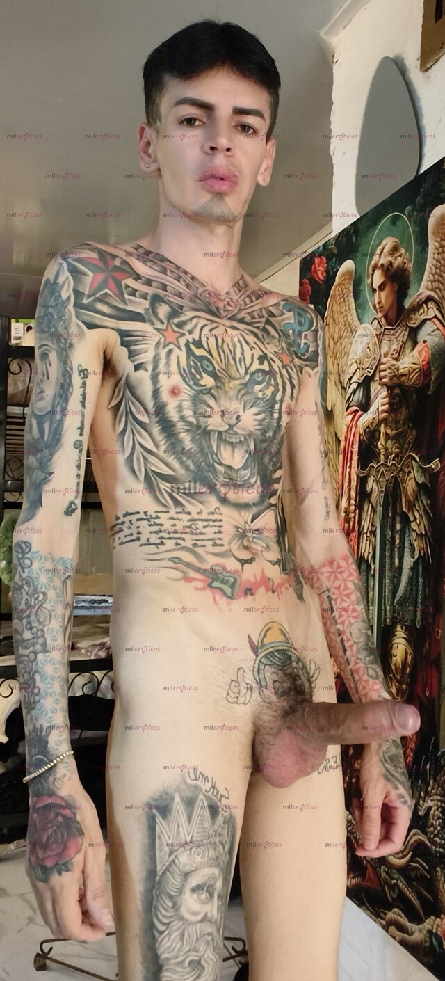 FOTOS DE FLACO VERGON TATUADO BLANCO MORBOSO FETICHERO