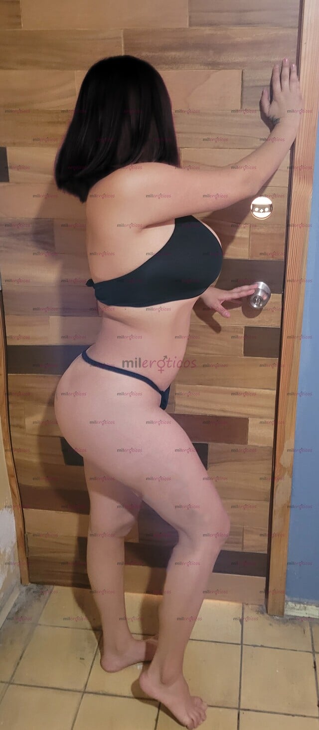FOTOS DE TRIOS Y FANTASIAS ACOMPAÑADAS DE UN RICO MASAJE CON ACEITE Y UNA PUCHITA RICA