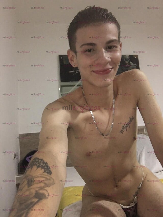 FOTOS DE PAISA FEMBOY, COMPLACIENTE Y MUY ARRECHO