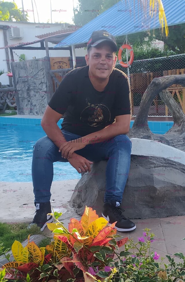 FOTOS DE SOY UN CHICO VERSATIL COMPLACIENTE TODO TERRENO