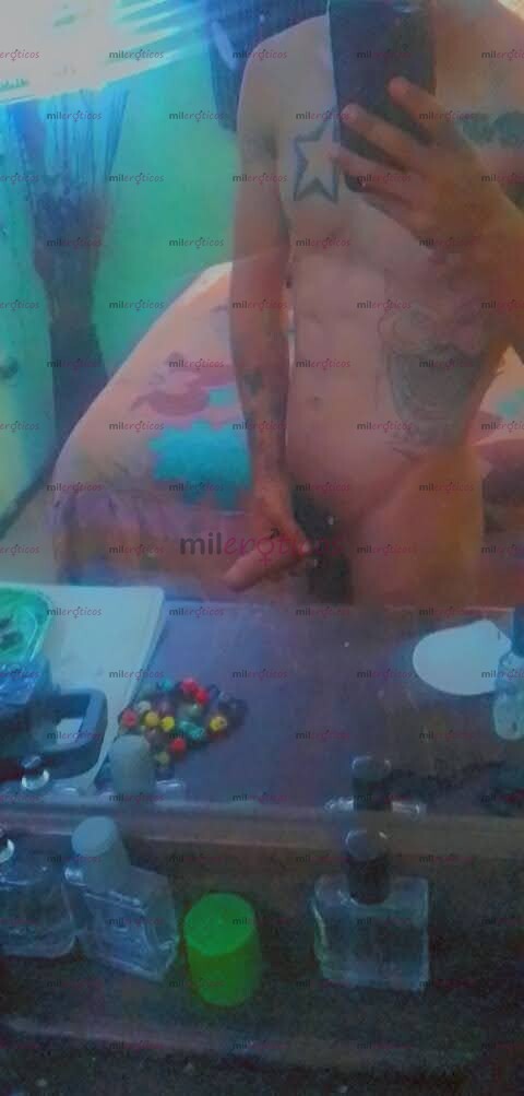 FOTOS DE 28 AÑOS DELGADO RICO C CON CUERPO ATLÉTICO SABROSO