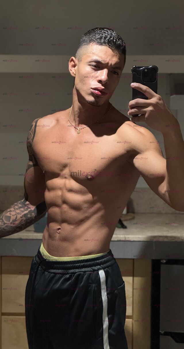 FOTOS DE COLOMBIANO 1,80 EXCELENTE TRATO CUERPO GYM TOP 24 AÑOS