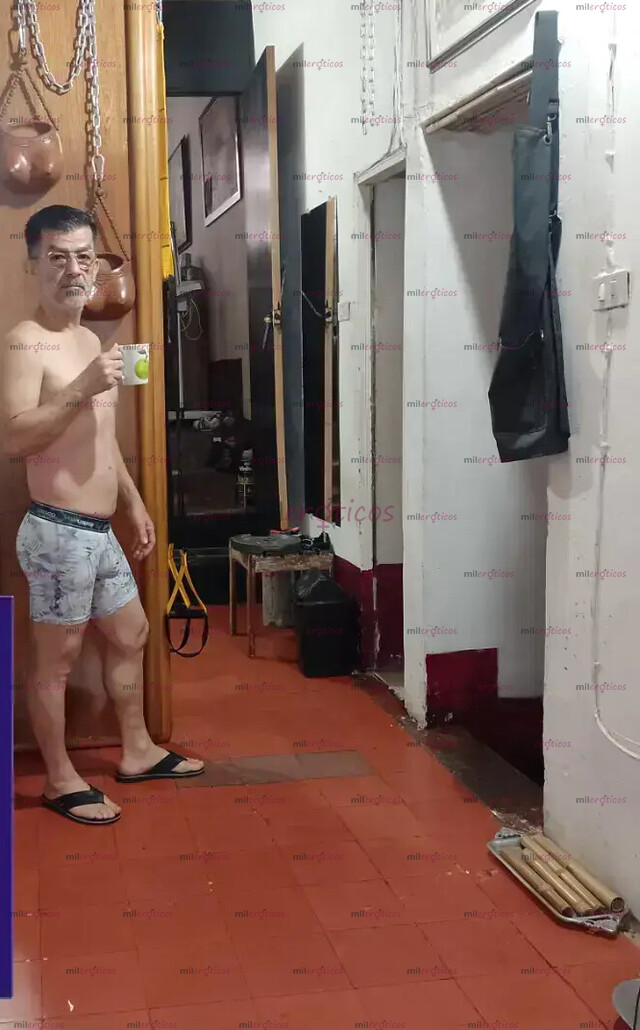 FOTOS DE MASAJISTA 61 AÑOS PASIVO VARONIL DISPONIBLE PARA CUANDO NECESITES UN BUEN SERVIC