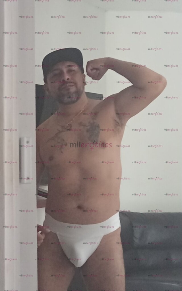 FOTOS DE MADURO EDUCADO, VARONIL, SIMPATICO, CACHONDO Y EXCELENTE AMANTE.