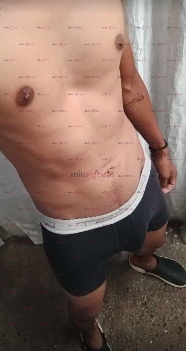FOTOS DE DISPUESTO A COMPLACER TUS FETICHES Y FANTASÍAS SEXUALES