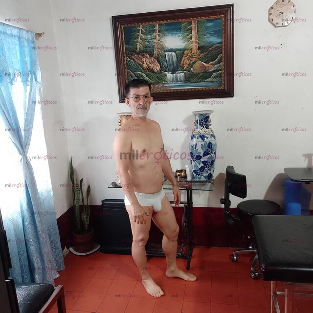 FOTOS DE RELAJACIÓN Y DESCANSÓ SOLO PARA HOMBRES VARONES ACTIVOS SOLVENTES MAYORES DE 30