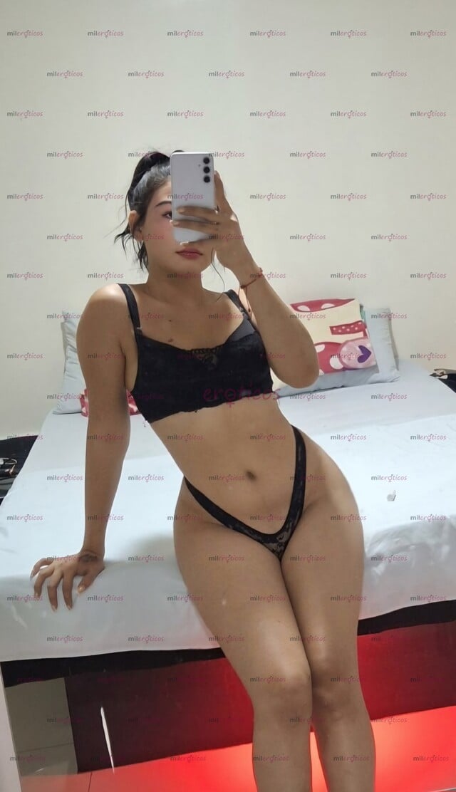 FOTOS DE EXQUISITA Y MUY FEMENINA MUJER TRANS DISPONIBLE POR POCOS DIAS