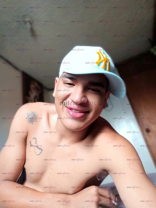 FOTOS DE CAMILO JOVEN COSTEÑO DOTADO LECHERO POR POCOS DÍAS EN TU CIUDAD