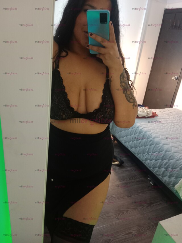 FOTOS DE CLOE HERMOSA CHICA CURVY TE AYUDARÁ A CUMPLIR TUS FANTASÍAS MÁS OSCURAS