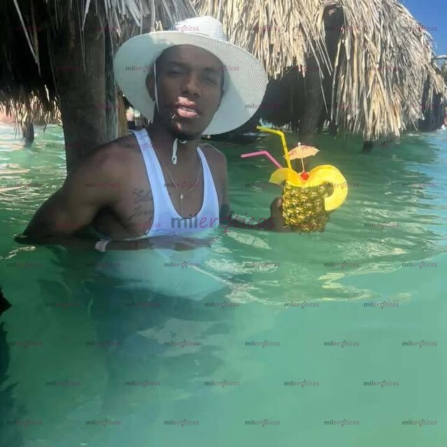 FOTOS DE NEGRO DOMINICANO DOTADO SENXUAL CALIENTE