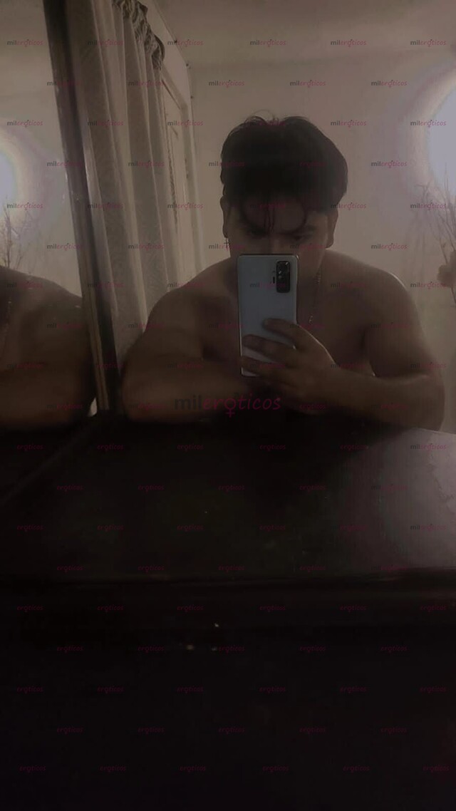 FOTOS DE CHICO UNIVERSITARIO DE 21 AÑOS NUEVO COMPLACIENTE Y INDEPENDIENTE