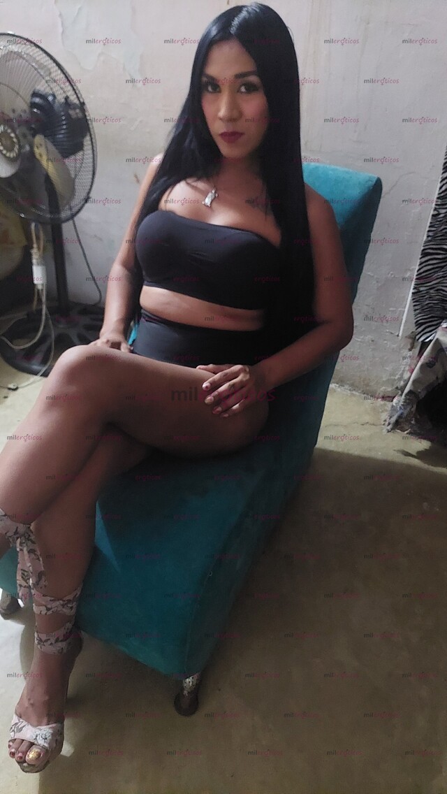 FOTOS DE MORENA CULONA CON LUGAR CENTRICO DISPONIBLE PARA TUS MEJORES DESEOS SEXUALES